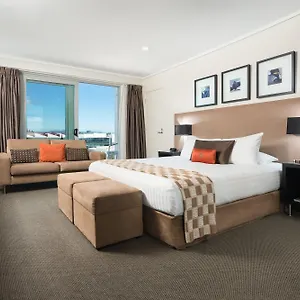 On Devonport 4*, Tauranga New Zealand